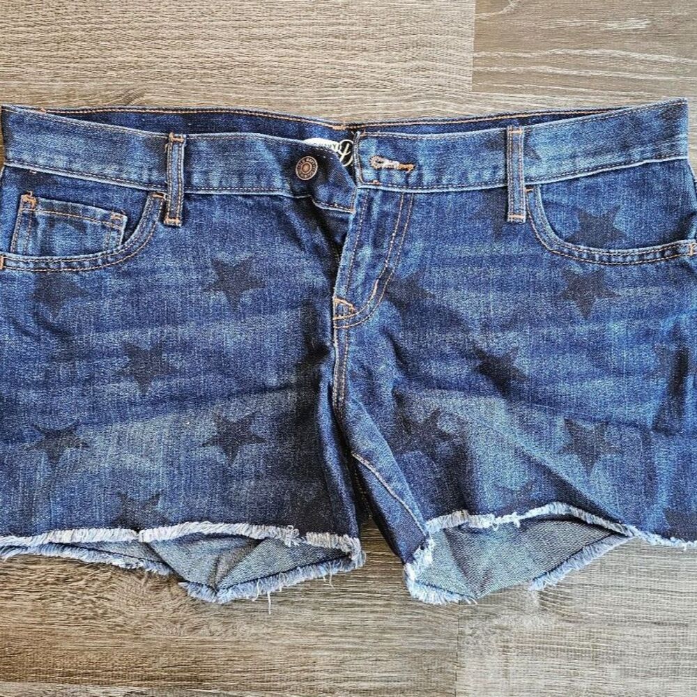 Vintage Y2K Old Navy Low Rise Cut Off Denim Shorts - Star Detail - Size 12